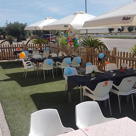 Hostal Los Batallones Torrejon de Velasco 외부 사진